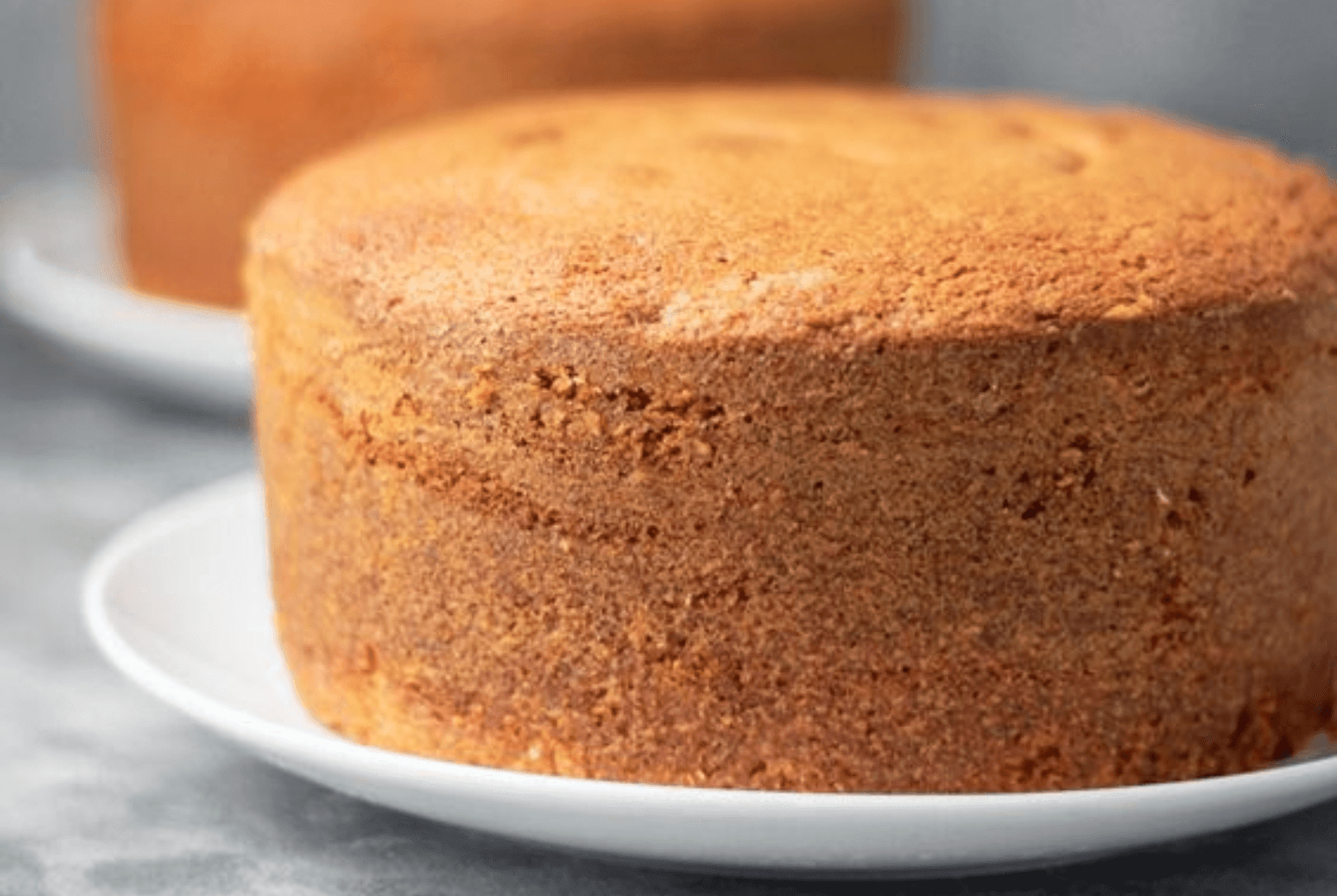 Vanilla Sponge Cake: Perfectly Fluffy & Delicious Recipe